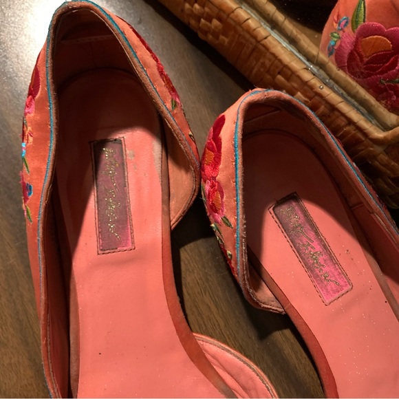 Betsey Johnson Made in Italy leather embroidered flats - size 10 - Picture 2 of 5